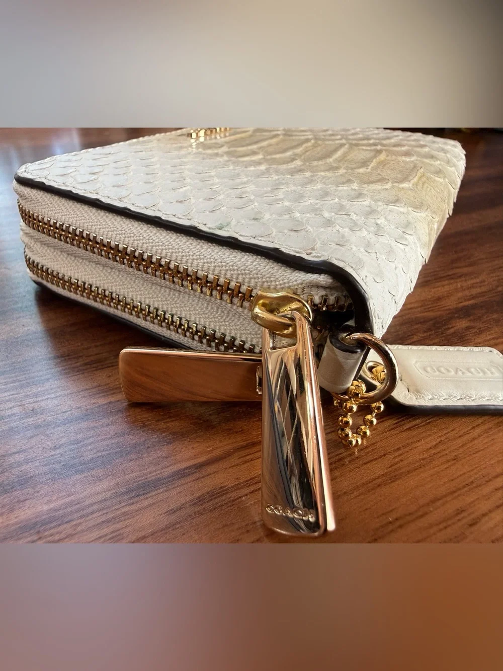 Coach White Python Embossed Leather Zip Around Wallet Gold Hardware - Picture 4 of 14